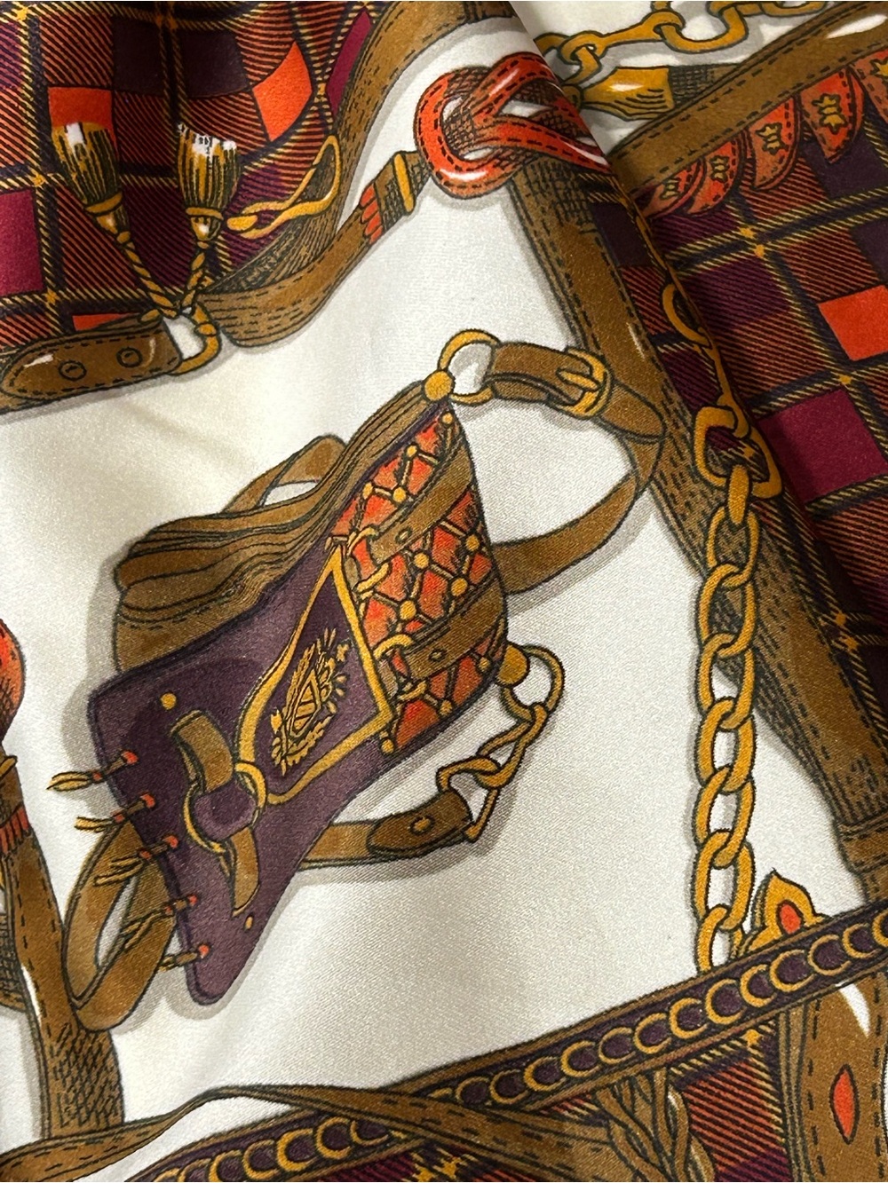Gorgeous Equestrian style scarf Fall colors - Picture 5 of 9